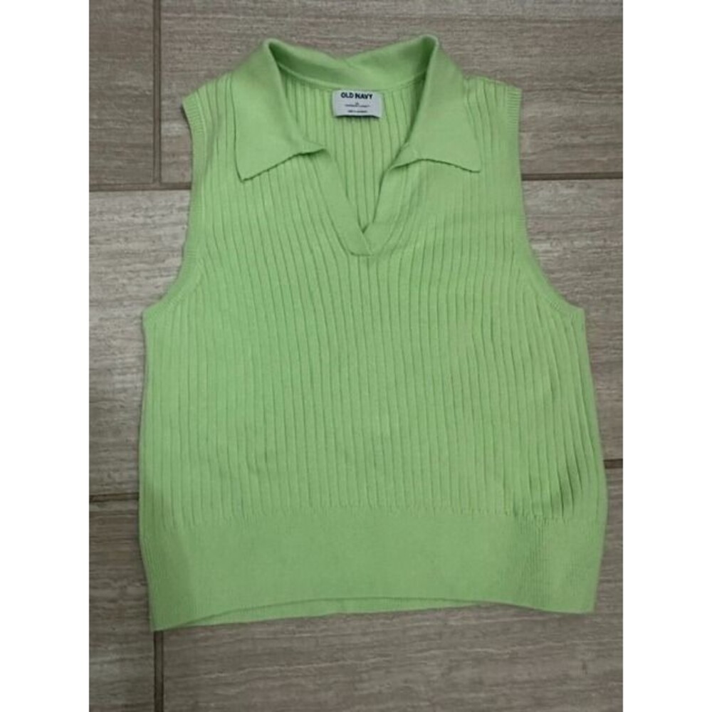 Old Navy sleeveless pull over top - Green/XL - Picture 1 of 5